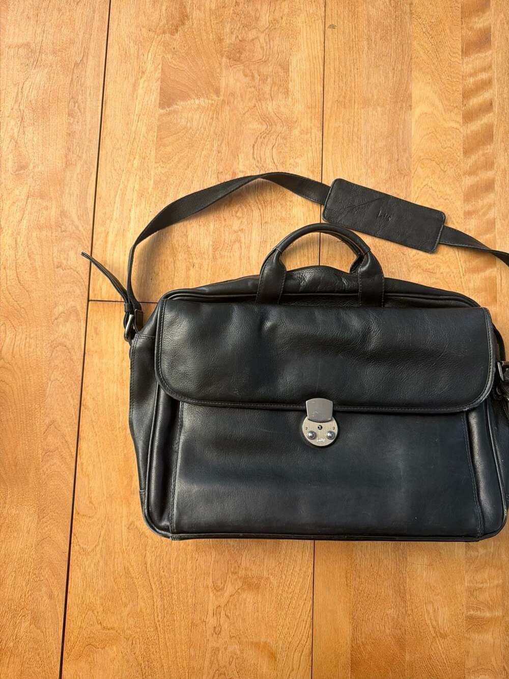 Lodis Los Angeles Black Leather Briefcase Messenger Laptop Bag